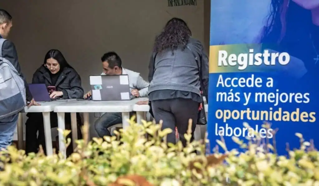 Hasta el 11 de agosto puede aplicar a vacantes de empleo en marketing digital Vacantes de empleo en Bogotá, hay más de 900 pero vencen pronto.