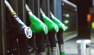 Precios del diésel y gasolina. Imagen: tomada de Freepik