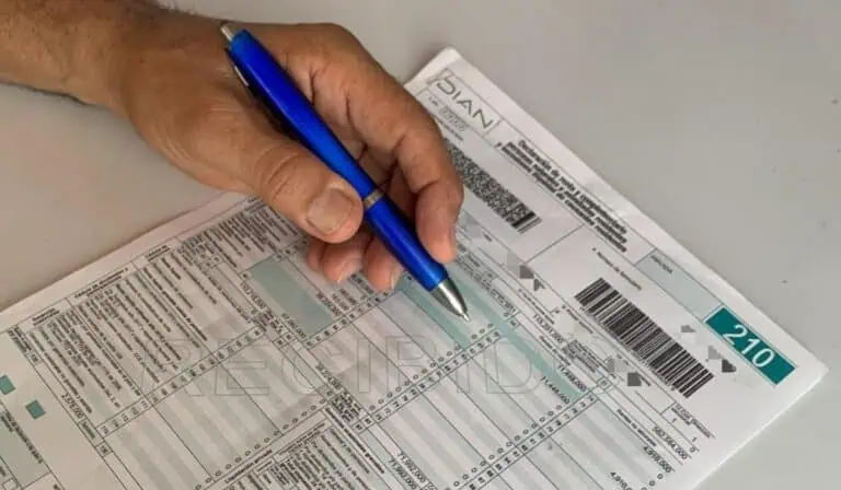 declaración de renta en colombia y DIAN