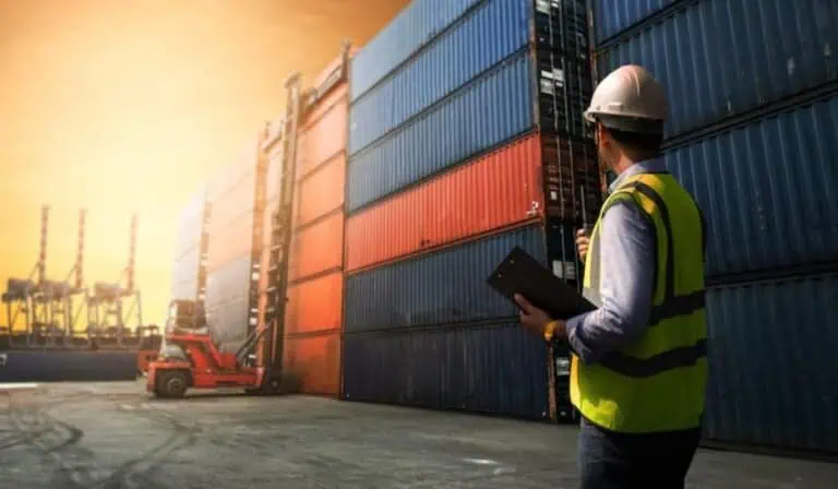 Mayores ventas de combustibles, petróleo y minerales aumentaron exportaciones de Colombia en agosto Exportaciones de Colombia