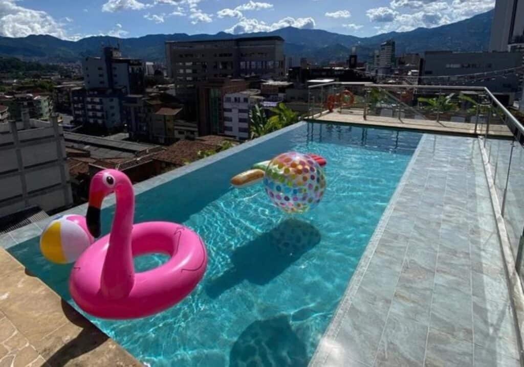 Conozca los hoteles que se posicionan en los centros de las principales ciudades de Colombia a precios baratos