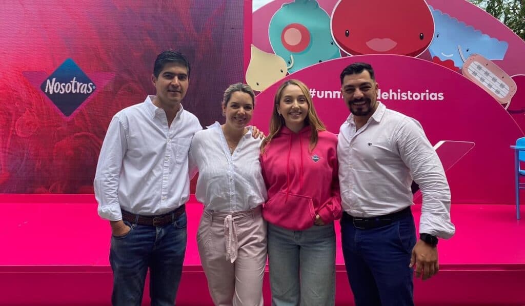 Nosotras, empresa de cuidado femenino, entrega por primera vez un millón de kits en Colombia. Foto: Nosotras. 