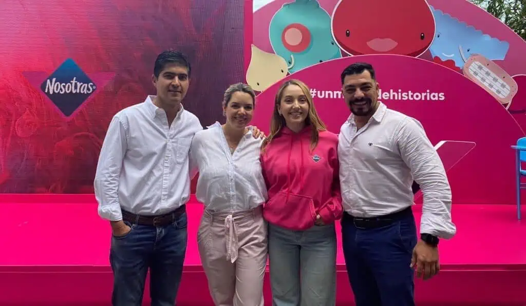 Nosotras entrega por primera vez un millón de kits en Colombia en un año Nosotras, empresa de cuidado femenino, entrega por primera vez un millón de kits en Colombia. Foto: Nosotras.