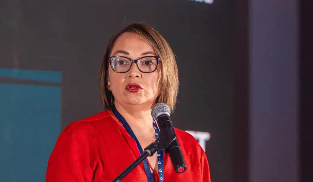 Así avanza la URF en reglamentación de la reforma pensional del Gobierno Petro Mónica Higuera, directora de la URF. Foto: Asobolsa.