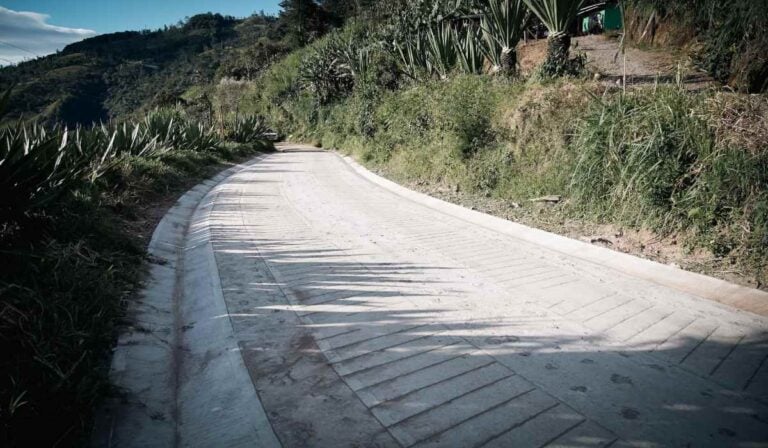 Análisis | Muchos contratos y caminos a ningún lado, ¿Qué tan lejos llegó la contratación popular? Vías terciarias