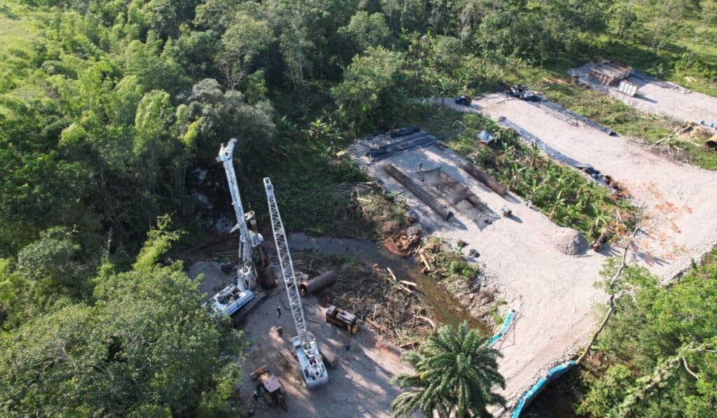 Inició la construcción del puente de 1.3 km sobre el río Caquetá