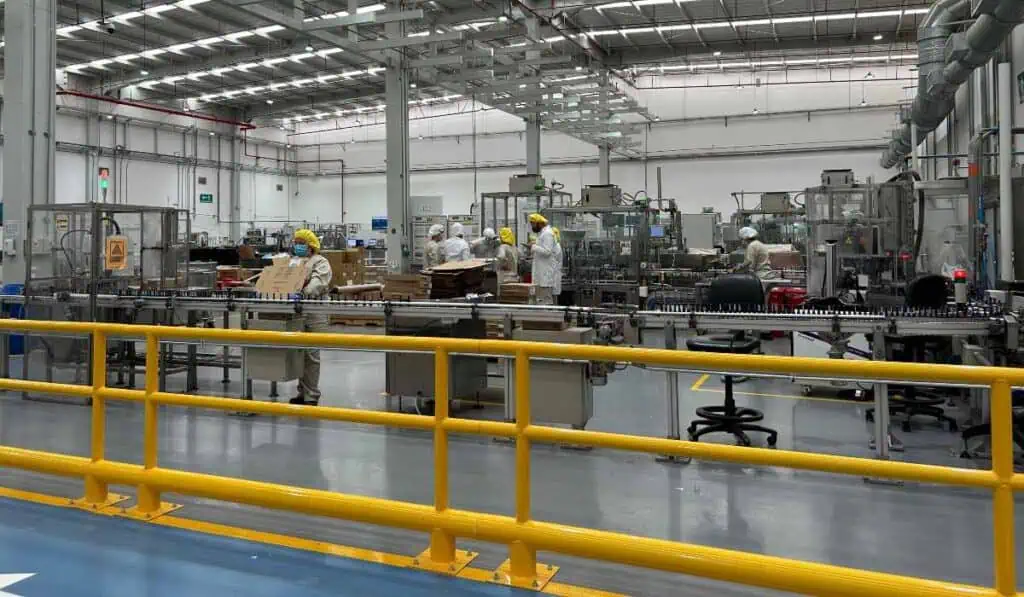 En tres años, Colombia proyecta ser principal planta de maquillaje de L’Oréal en el mundo L'Oréal