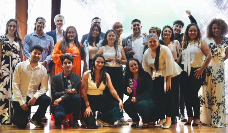 Premio de periodismo Porvenir