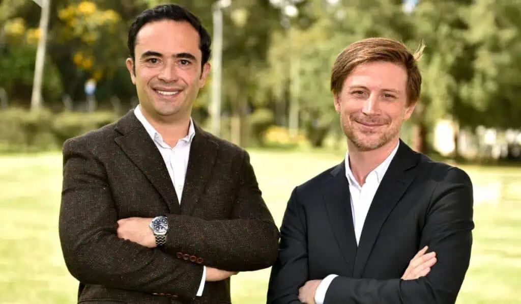 Fusión entre Amplo y Kayla movilizará US$100 millones para impulsar proyectos sostenibles en la región El de la izquierda es David Sánchez, socio director de Amplo. El de la derecha es Antoine Cocle, socio fundador de Kaya Impacto.