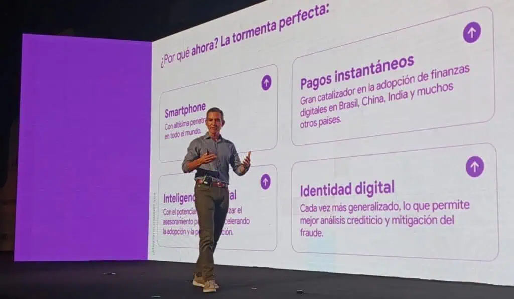David Vélez de Nubank introduce nuevo concepto financiero para bancarizar a América Latina David Vélez, CEO y fundador de Nubank