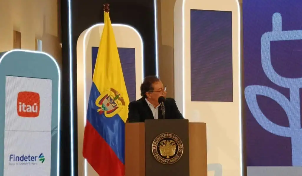 Petro al sector energético: “La CREG fracasó” y hay que cambiar las fórmulas Presidente de Colombia, Gustavo Petro
