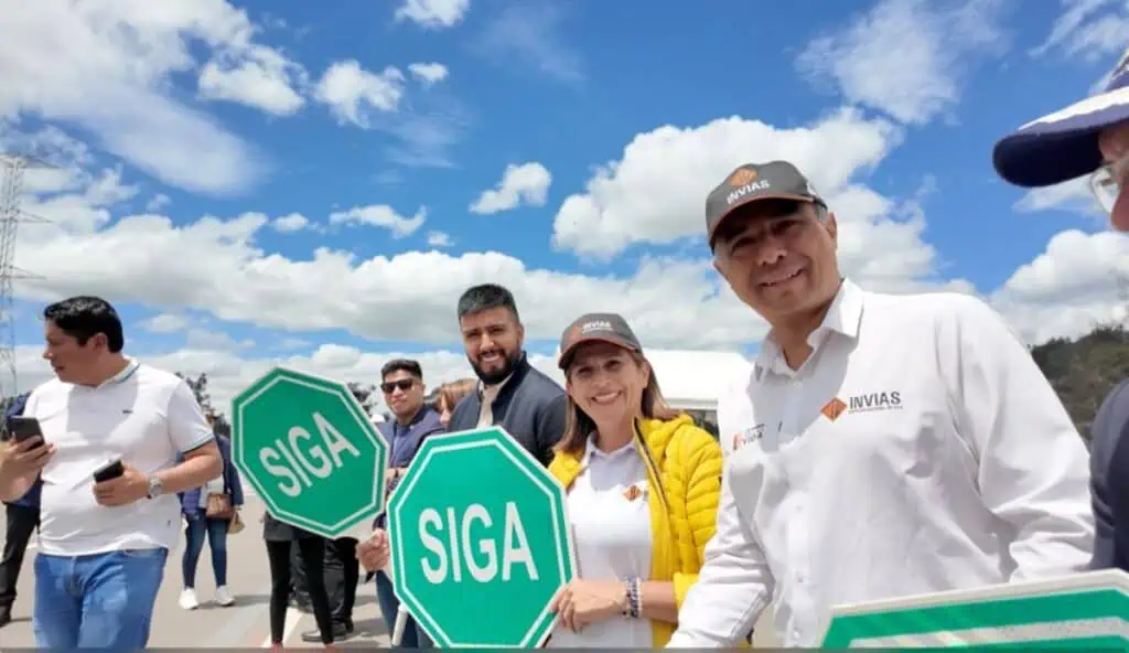 Invías entregó la segunda calzada de la variante de Zipaquirá con una inversión de $144 mil millones Invías entregó la segunda calzada de la variante de Zipaquirá con una inversión de $144 mil millones