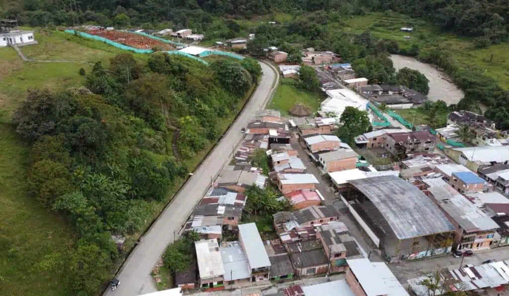 Invías abre licitación para mejorar megavía Central del Pacífico Invías abre licitación para mejorar megavía Central del Pacífico