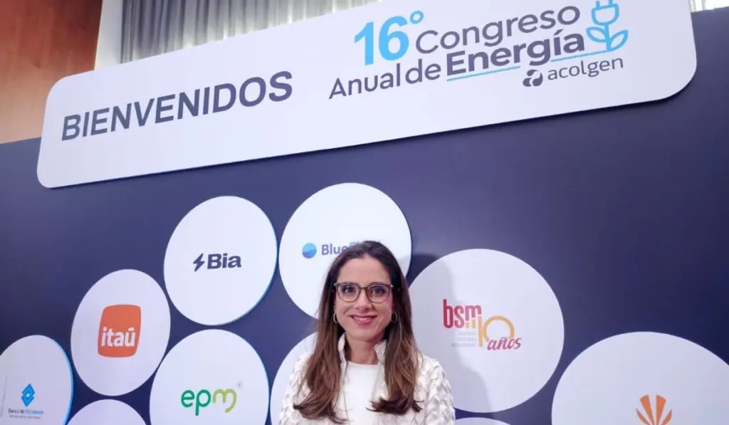 Alerta de gremio por posible decisión de tribunal que agravaría crisis de energía en Colombia Natalia Gutiérrez, presidenta de Acolgen. Imagen: Valora Analitik.