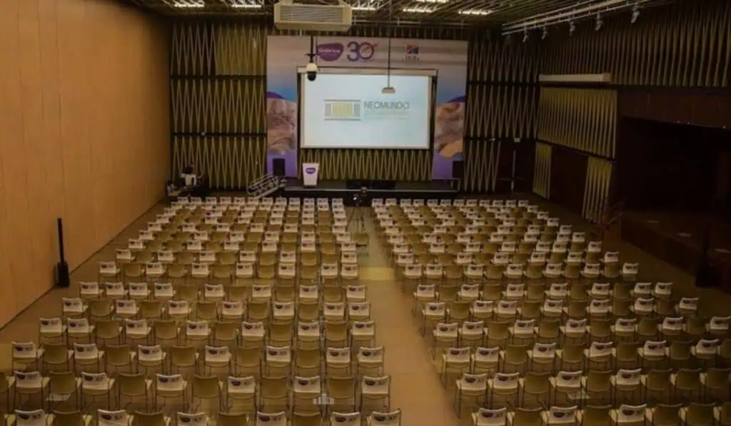 Centro de convenciones Neomundo de Bucaramanga empuja para competir por los grandes eventos de Colombia Centro de convenciones Neomundo de Bucaramanga empuja para competir por los grandes eventos de Colombia