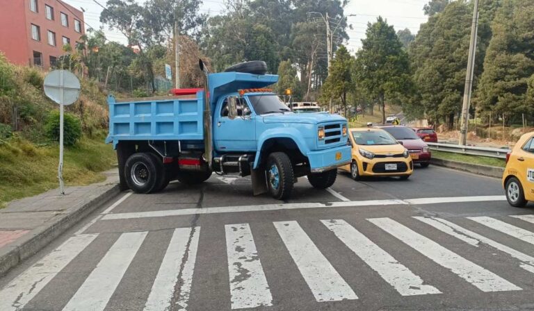 Paro de camioneros en Bogotá
