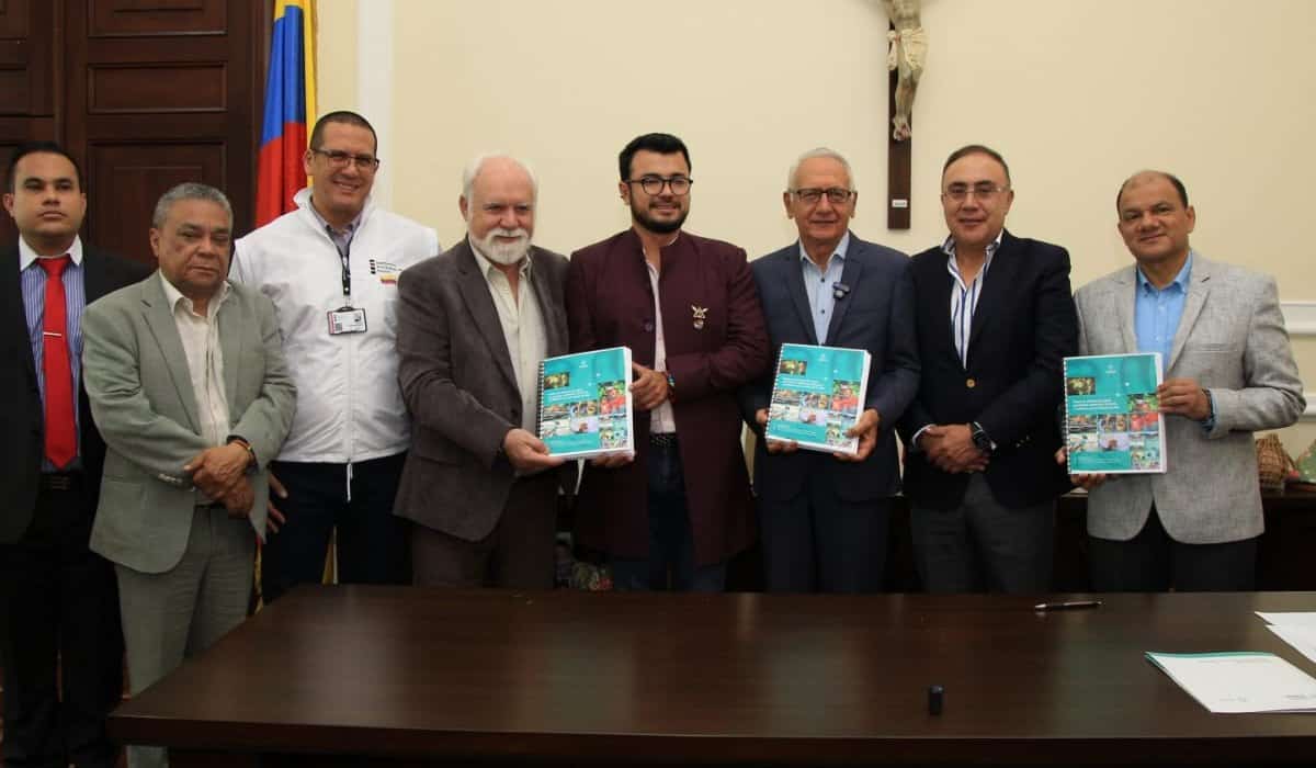 Gobierno Petro radica nueva reforma a la salud en el Congreso