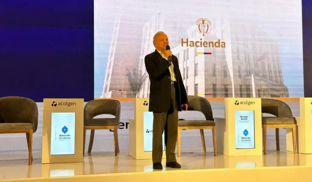 MinHacienda revela impacto esperado en inflación tras aumento del ACPM Ricardo Bonilla, ministro de Hacienda de Colombia