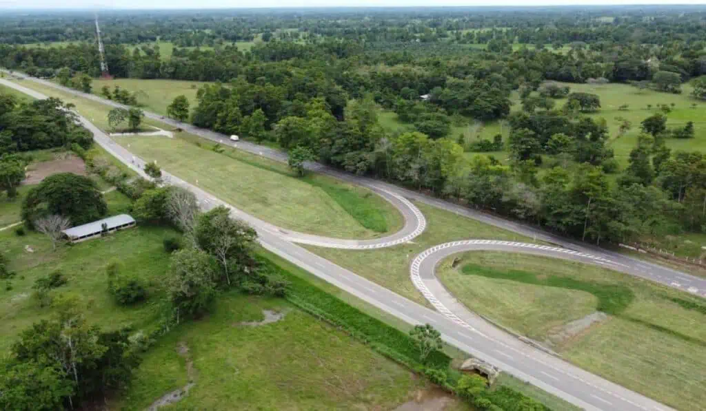 Megavía en Colombia de $3,6 billones inicia fase de construcción: así es el proyecto Obras de la Troncal Magdalena 2