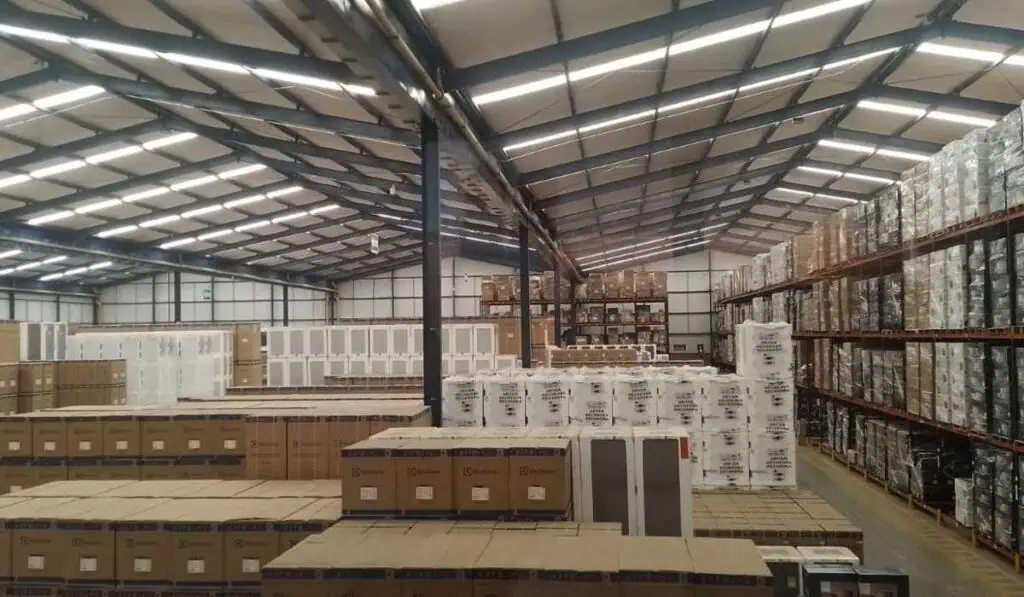 Electrolux anuncia inversión de $1.000 millones en plataforma logística en Bogotá Elextrolux