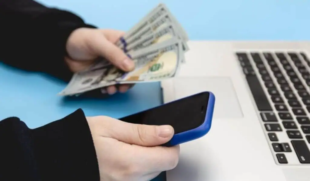 Dólar en Colombia se puede comprar por debajo de $4.000 en casas de cambio: Estos son los precios Dólar hoy en Colombia