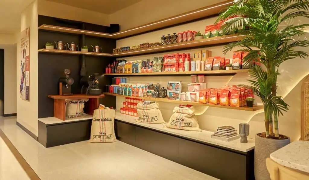 Juan Valdez llega a República Dominicana con su primera tienda en Santo Domingo Juan Valdez