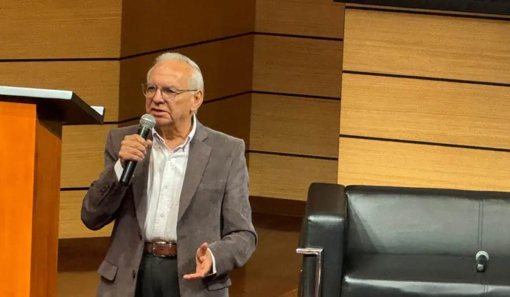 MinHacienda revela impacto esperado en inflación tras aumento del ACPM Ministro de Hacienda de Colombia, Ricardo Bonilla