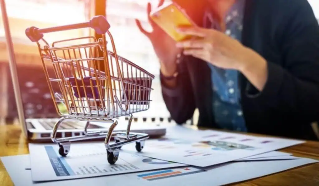 El top 10 de los productos que más se venderán por internet en 2025 Estas son algunas tendencias que están revolucionando el consumo de los colombianos