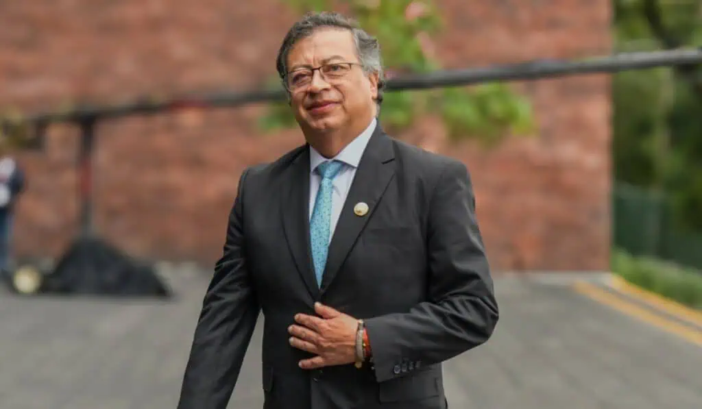 Encuesta Invamer: Aumenta aprobación de presidente Petro en Colombia; así están los alcaldes Presupuesto