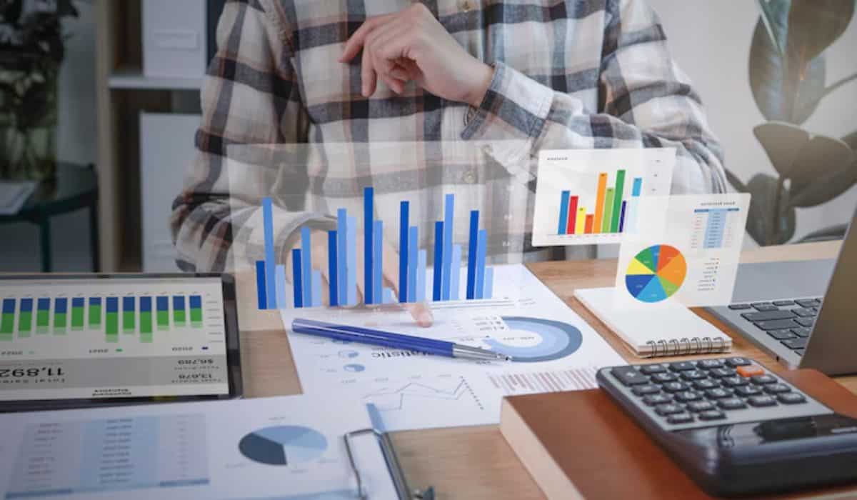 Colombianos buscan nuevos destinos para invertir: estos son los mercados emergentes más atractivos en 2025