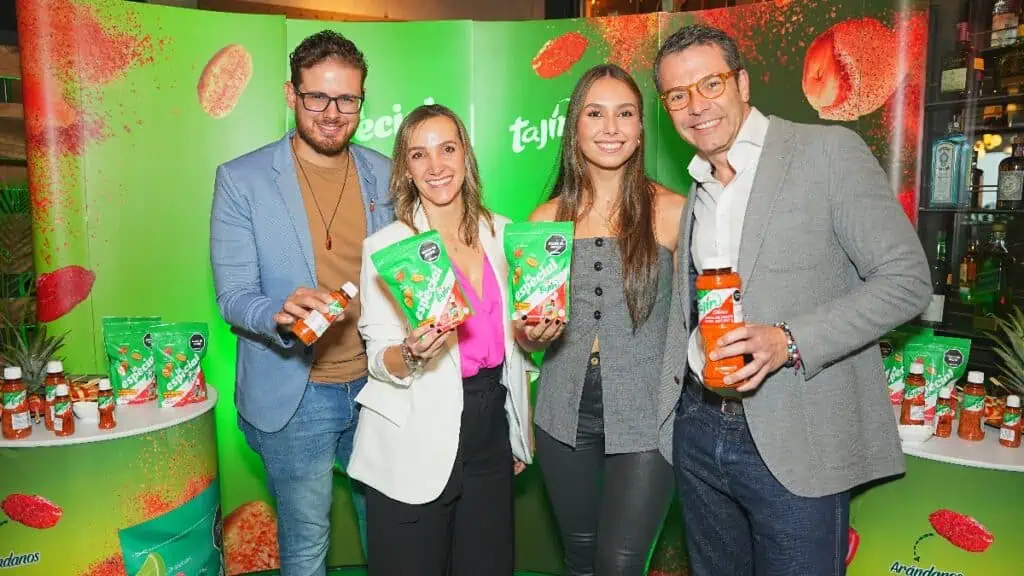 Marca colombiana se alía con Tajín y presentan su primera colaboración Mani la Especial y Tajin