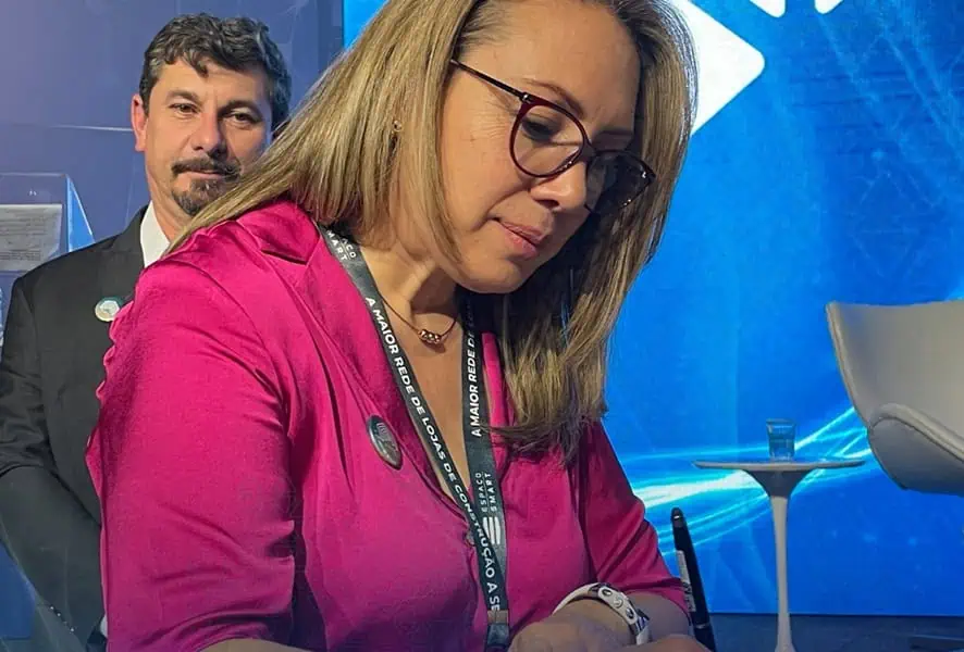 Anuncian el lanzamiento de la Asociación Latinoamericana de Construcción en Seco Paola Velasco, directora ejecutiva de la Asociación de Construcción en Seco de Colombia