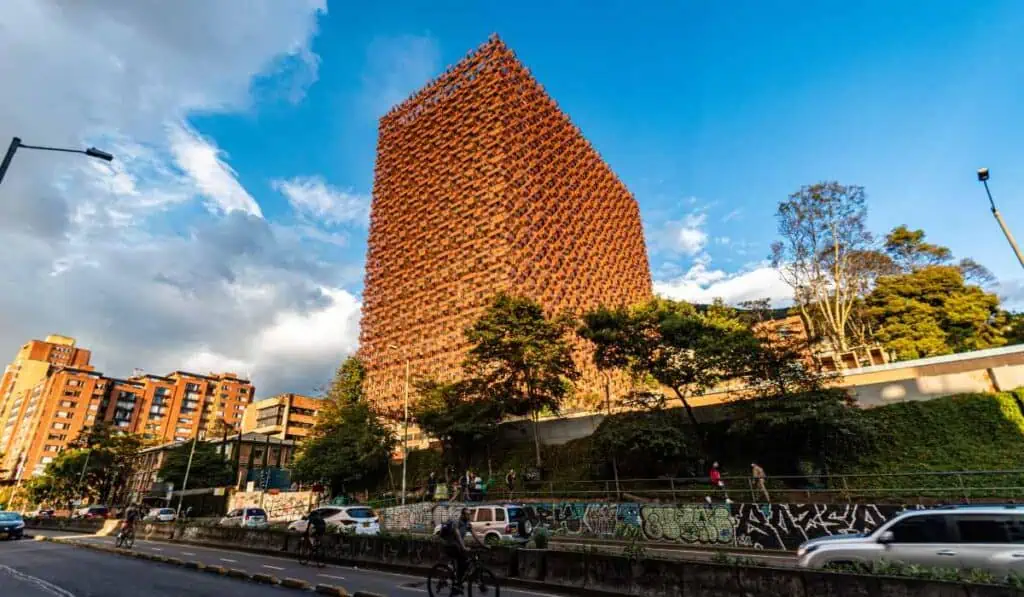 Universidad Javeriana invirtió $322.000 millones en nuevo edificio de Ciencias Universidad Javeriana