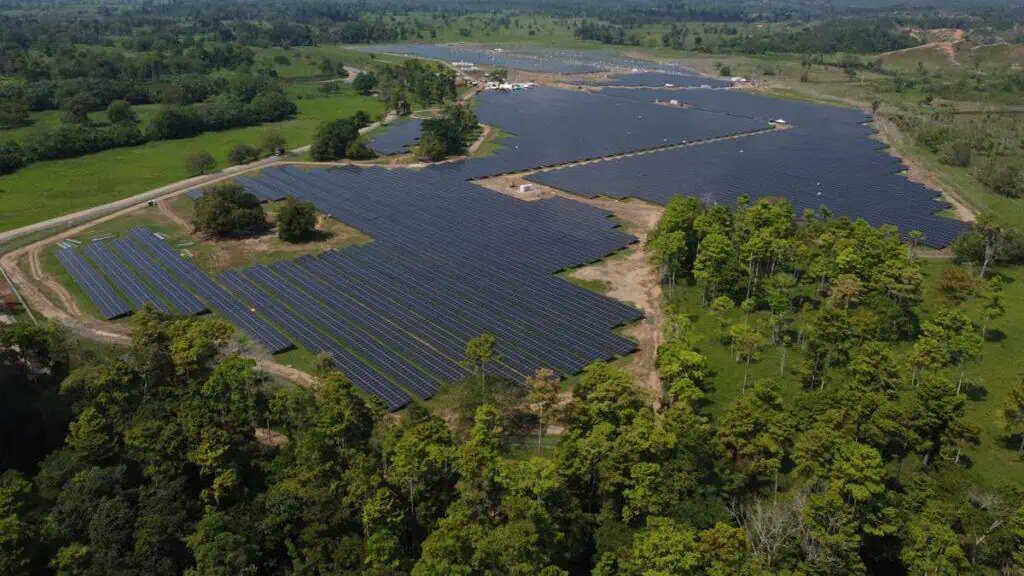Ecopetrol inauguró la Granja Solar La Cira Infantas en Santander Ecopetrol inauguró la Granja Solar La Cira Infantas en Santander