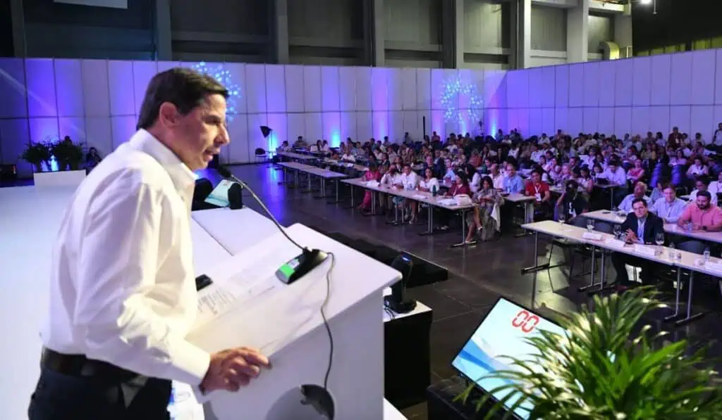 Gobierno defiende estrategia de seguridad en Colombia para fomentar crecimiento del turismo Cotelco