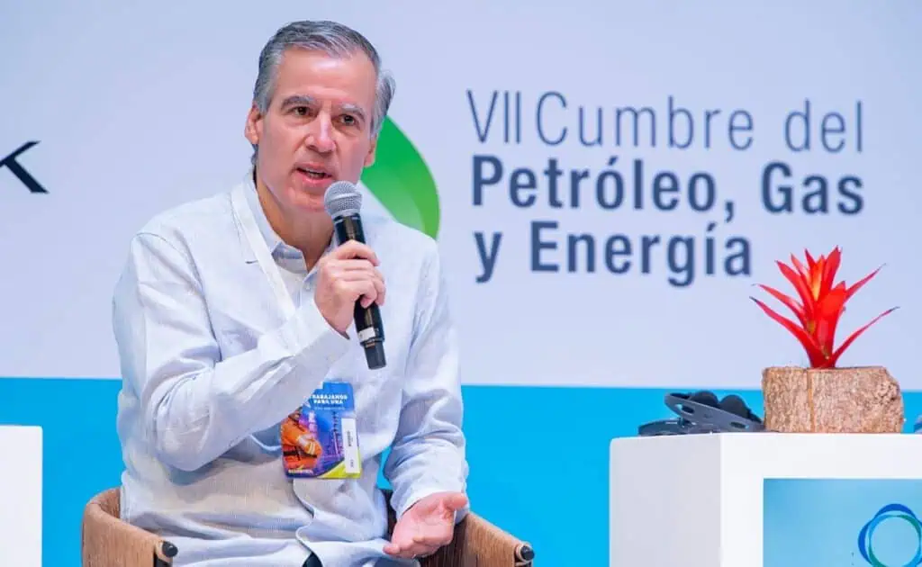 Lo que le espera al mercado petrolero y gasífero en Colombia tras la compra de GeoPark a activos de Frontera Energy Orlando Cabrales, presidente de Frontera Energy. Imagen: VII Cumbre del Petróleo, Gas y Energía