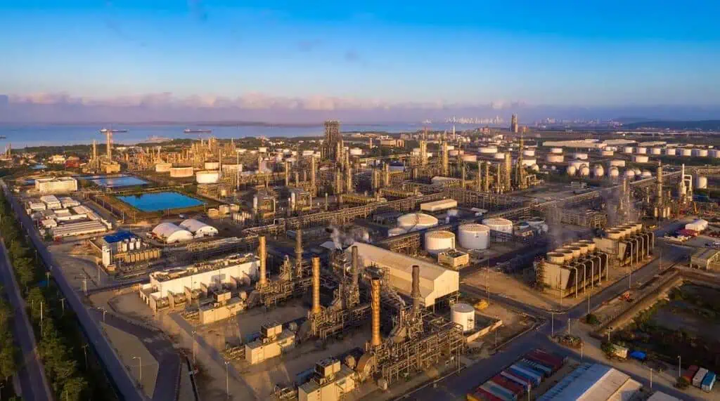 La Refinería de Cartagena tendrá que demandar las pretensiones de la DIAN si quiere evitar pagar el retroactivo por importación de combustibles Refinería de Cartagena. Imagen: Ecopetrol