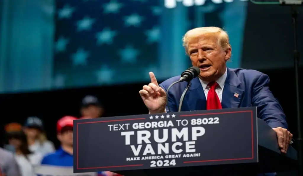 Premercado | Efecto Trump: bitcoin sobre US$75.000, Tesla sube 14 % y dólar en máximos desde 2020 Donald Trump