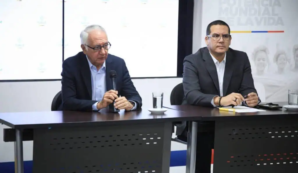 Nuevas medidas del gobierno Petro a EPS intervenidas: auditorías forenses y control en tiempo real Ministro de Salud, Guillermo Jaramillo, y el nuevo superintendente de Salud, Giovanny Rubiano García.