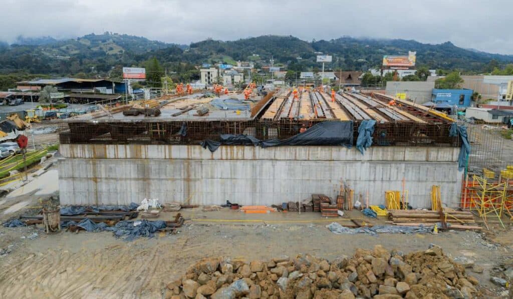 Intercambiador vial aeropuerto de Rionegro