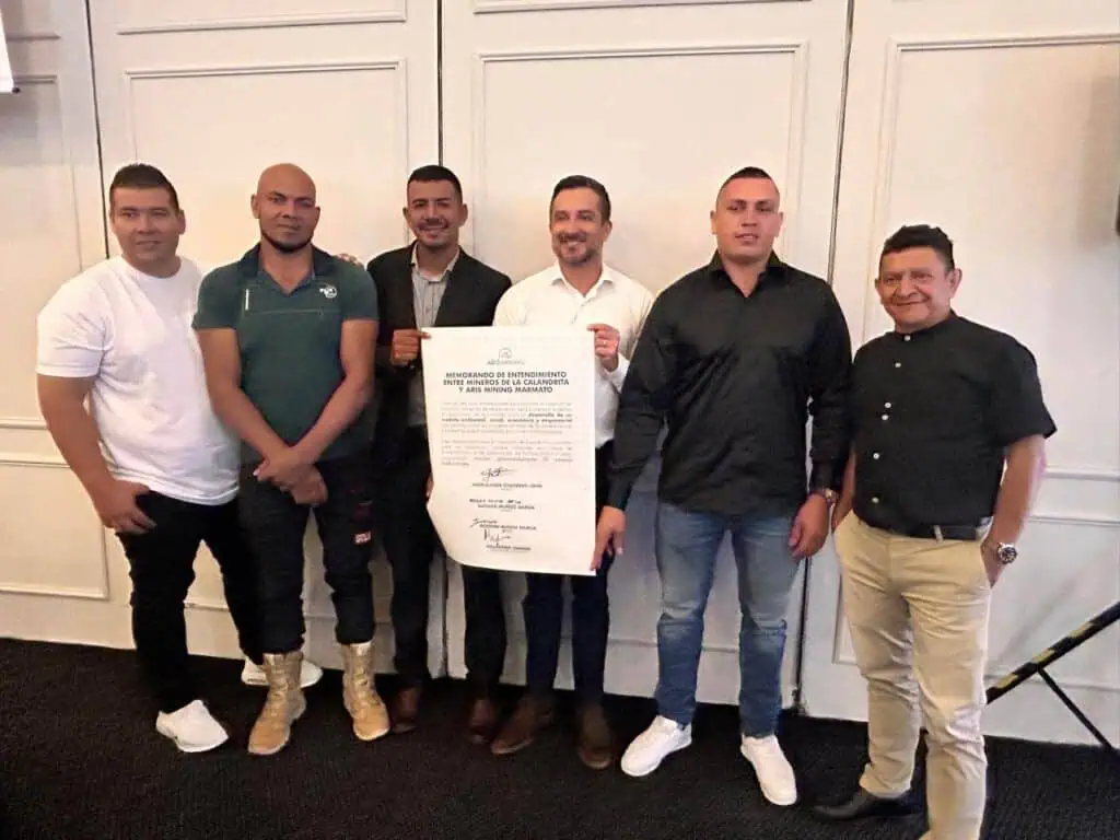 Aris Mining fortalece los acuerdos con los pequeños mineros de Antioquia y Caldas Aris Mining