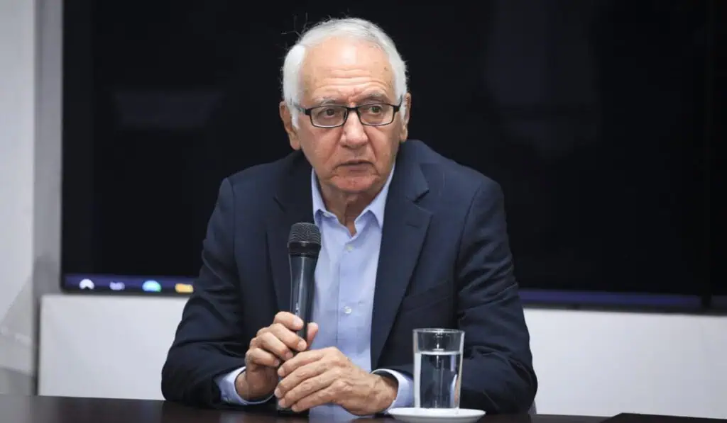 Grandes empresarios prenden alarmas por impacto económico de la reforma a la salud del gobierno Petro reforma a la salud del gobierno Petro
