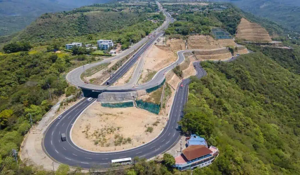 Las dos megaobras que quedarán listas en diciembre en la vía Bogotá - Girardot Vía Bogotá - Girardot
