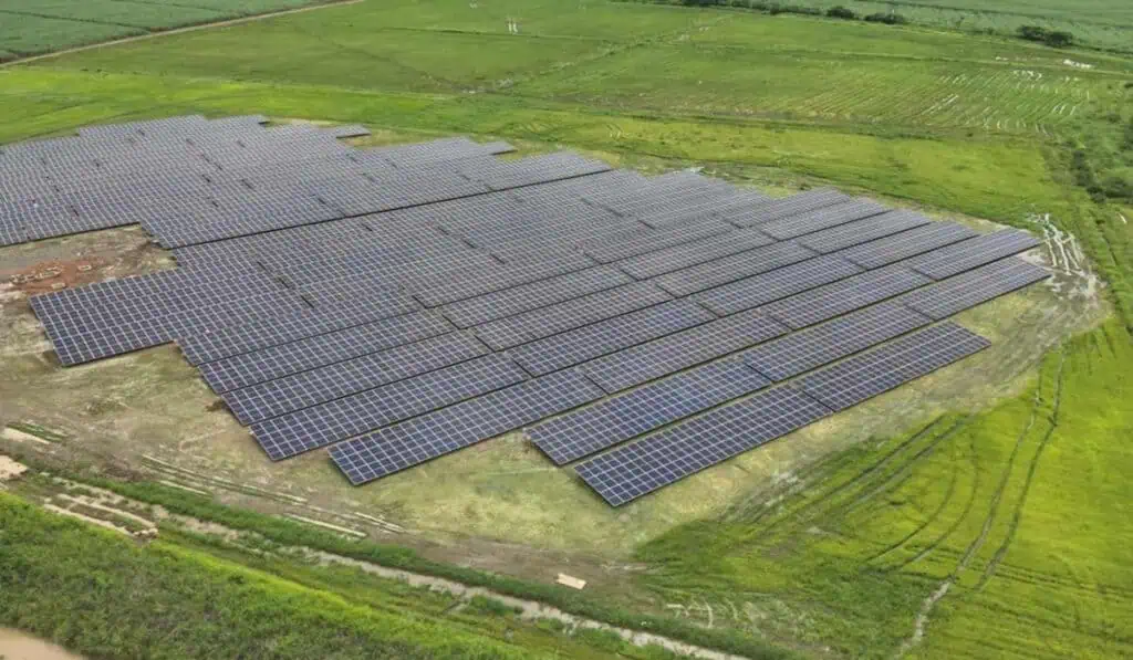 Celsia inaugura granja solar para Grupo Calesa en Panamá Celsia