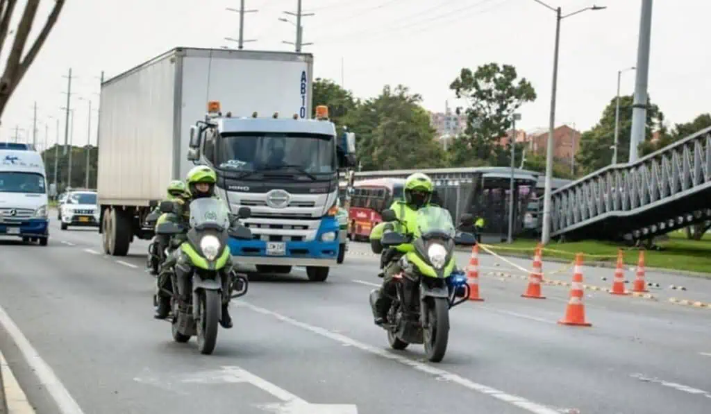 Así van las medidas para enfrentar la emergencia en la Autopista Norte de Bogotá Balance por emergencia en la Autopista Norte.