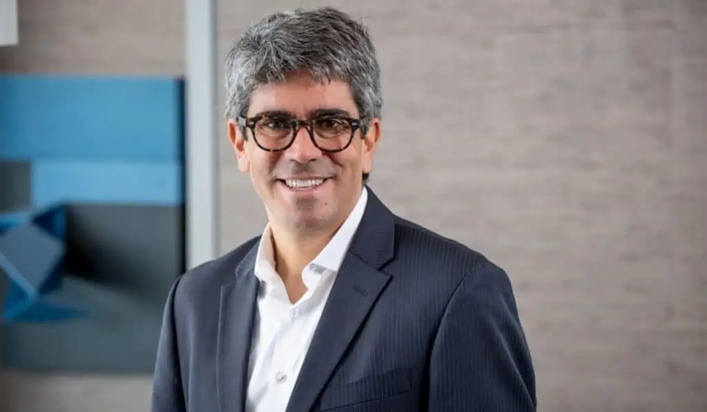 Grupo Sura acelera pago de deuda, proyecta mayor dividendo y advierte impactos de cambios pensionales en Colombia Grupo Sura