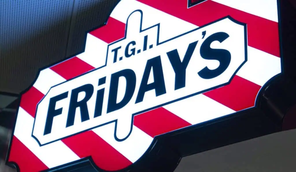 Cadena de restaurantes TGI Fridays de EE. UU. se declaró en bancarrota Cadena de restaurantes TGI Fridays de EE. UU. se declaró en bancarrota