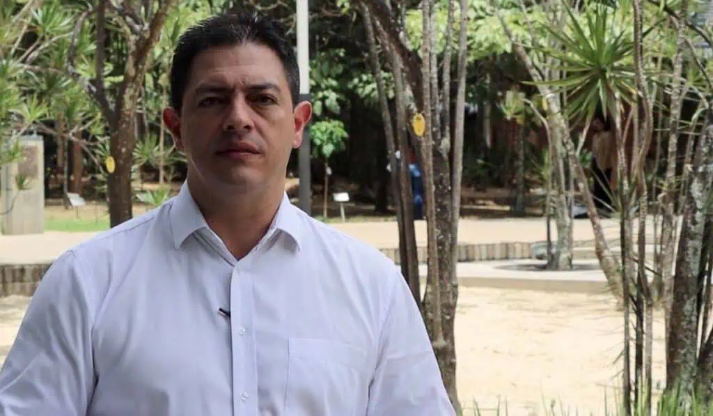 Hernán Alzate, nuevo presidente del Autorregulador del Mercado de Valores de Colombia (AMV) Hernán Alzate, nuevo presidente del Autorregulador del Mercado de Valores de Colombia (AMV)