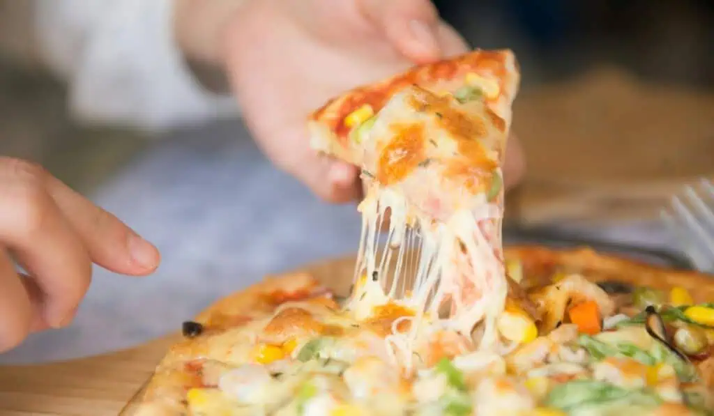 Cadena de pizzas estadounidense entró en quiebra y cesará operaciones en 2025 Razones que llevaron a la quiebra a Oath Pizza