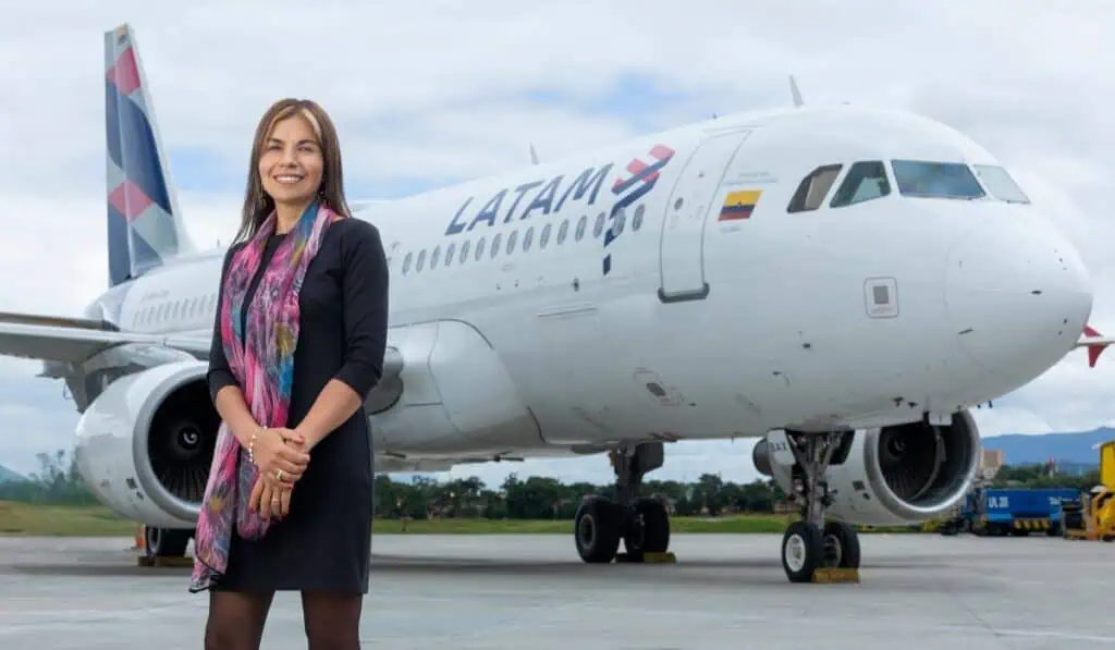 “La prioridad es mantener la calidad del servicio que ha diferenciado a esta aerolínea”: nueva CEO de Latam Colombia Latam Colombia